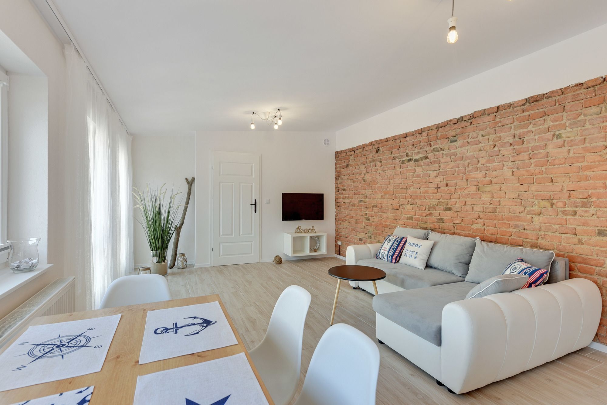 Lion Apartments - La Playa Сопот Экстерьер фото